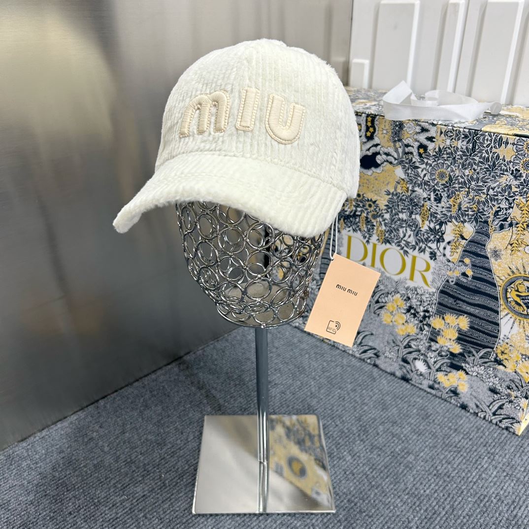 Miu Miu Caps